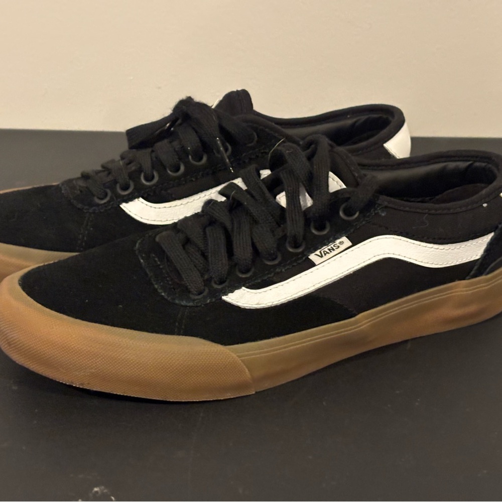Vans Chima Pro 2 Size 9M Black Gum